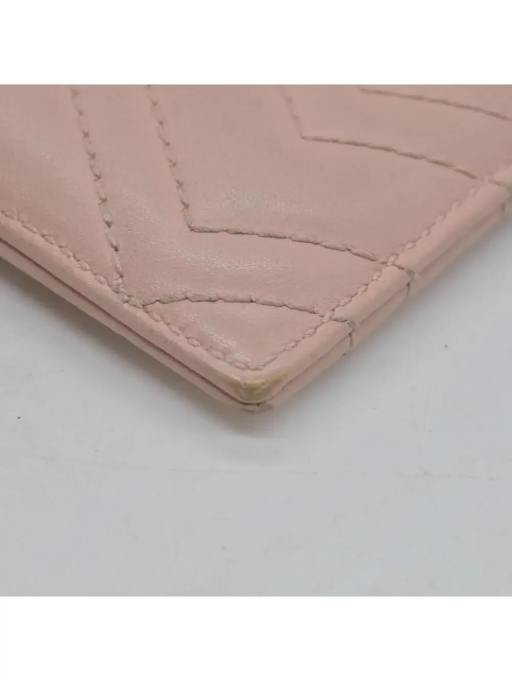 $370 Gucci  Double G Logo Leather Card Holder - Picture 10 of 15